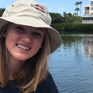 Meet your Posher, Catherine